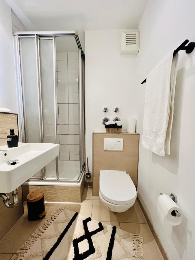 אסן Sunset Apartment: Free Parking + Balcony + Netflix מראה חיצוני תמונה